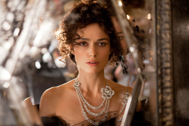 Keira Knightly em Anna Karenina (Figurinos Jaqueline Durran) 