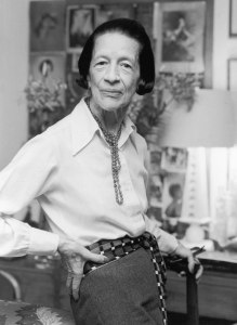Diana Vreeland foi um ícone da moda internacional, colunista e editora da Vogue e Harper's Bazaar @ Foto Divulgação