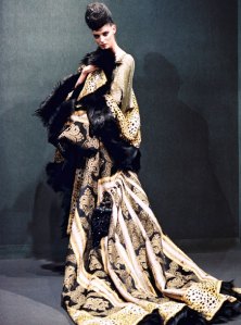 Galliano - Primeira coleção como diretor da Givenchy @ Foto Divulgação