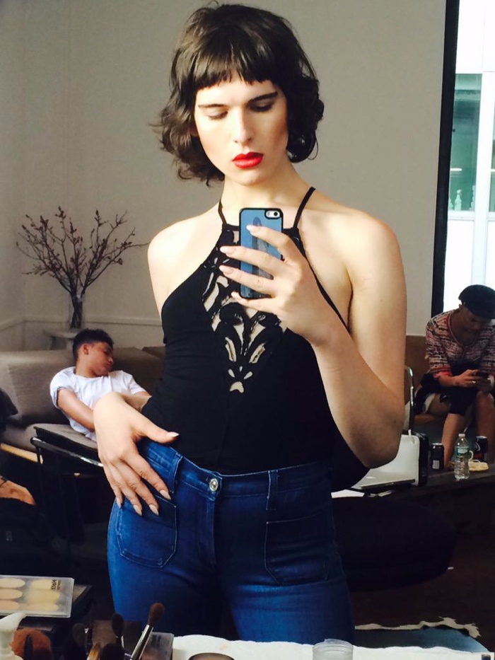 Hari Nef @ divulgação