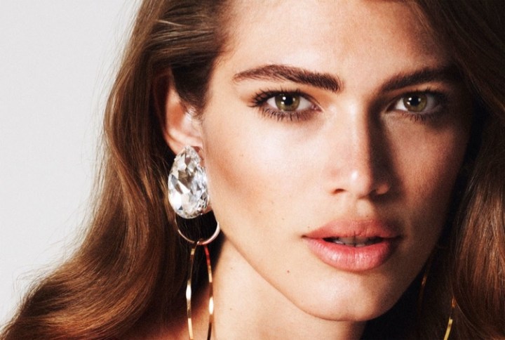 valentina-sampaio-vogue-paris-marco-2017-mert-alas-and-marcus-piggott-3