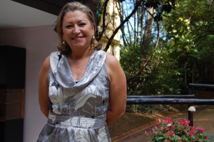 Stella Tozo - Campinas Decor 2010 - Café da Manhã Imprensa - IAC Casa do Diretor (Abril 2010)