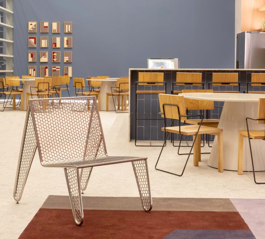 Poltronas e sofás agregam conforto e personalidade a ambientes na ...